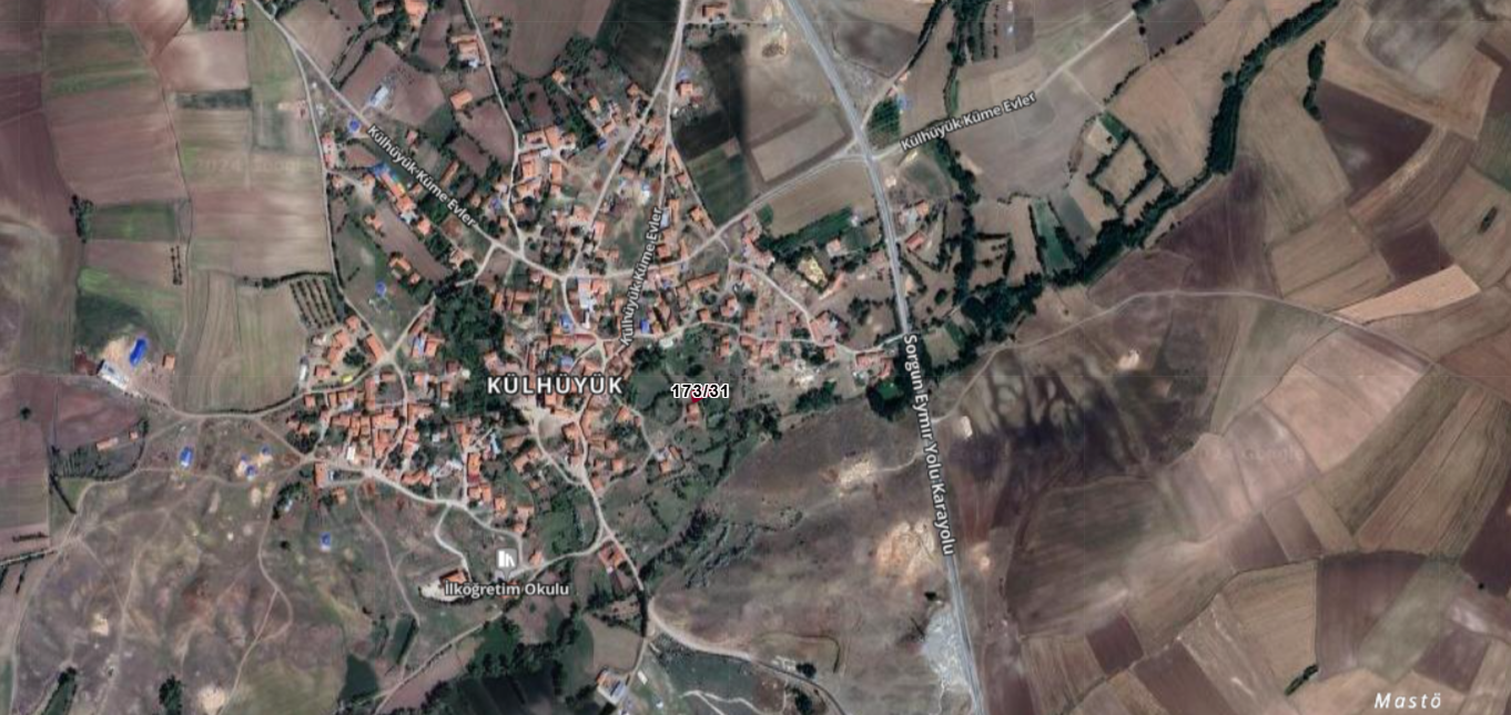 YOZGAT SORGUN KÜLHÜYÜK KÖYÜNDE 262M² KÖY İÇİ ARAZİMİZ SATILIKTIR - YOZGAT SORGUN fotoğraf 3